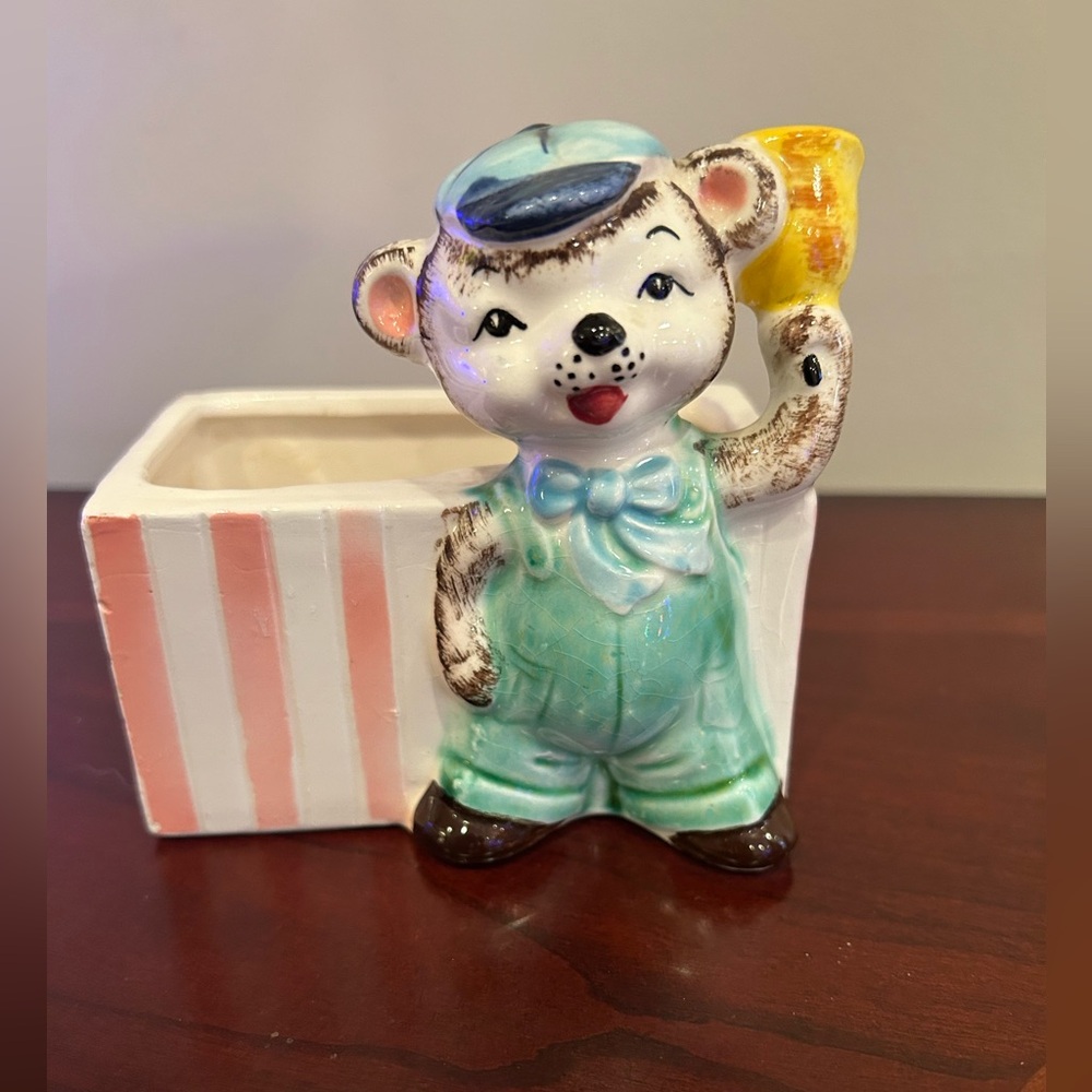 Vintage bear train conductor planter made in Japan. No chips or cracks.